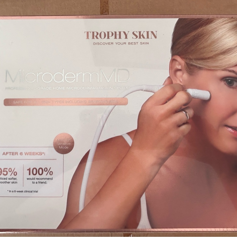 MicrodermMD - Professional Grade Home Microdermabrasion System NEW